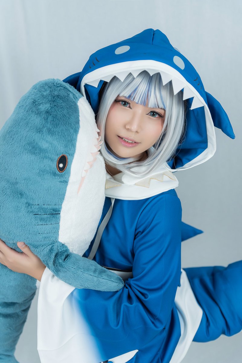 ventus_lim's tweet photo. My favorite Vtuber Gawr Gura 
And this is my cosplay since 3 years ago 
Mention: I am male  

#gawrgura #gawrt #cosplayer https://t.co/1qBrJ4FI8c