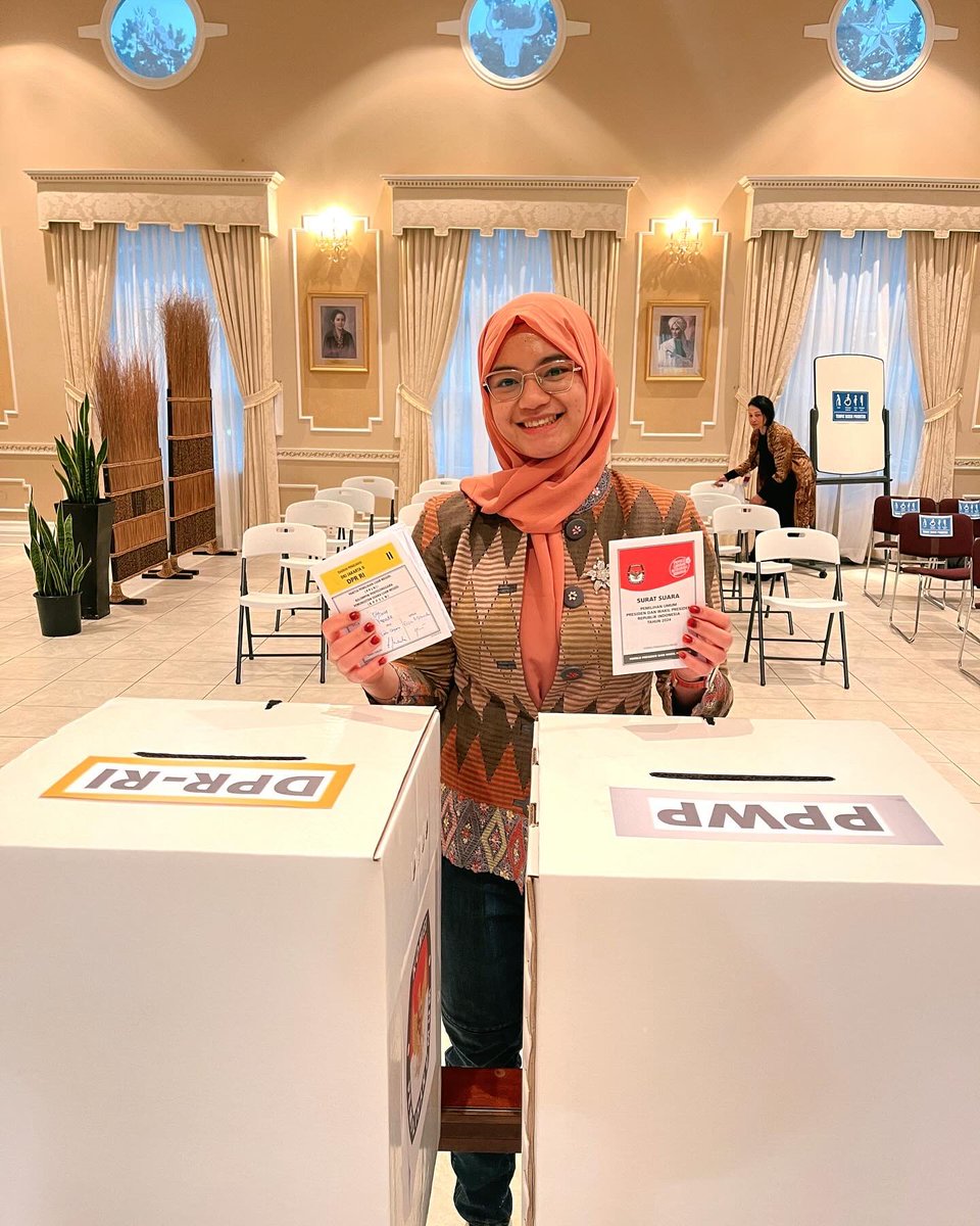 GGhaniyu's tweet photo. Pemilu 2024 #Pemilu2024 #Pemilu2024AmanDamai #NyoblosdiKanada 🇮🇩🇨🇦 https://t.co/vvEIvHxtRe