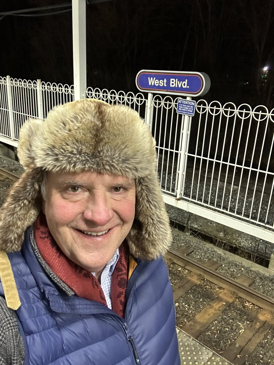 chrisronayne's tweet photo. A bit colder than the morning ride but still riding @GCRTA tonight. Keep on keepin’ on Cuyahogans @CuyahogaCounty & jump on board a train or bus this #TransitWeek
#IGoRTA
#WestBlvd
#Cudell
#ThisIsCLE https://t.co/5O313ReLfP