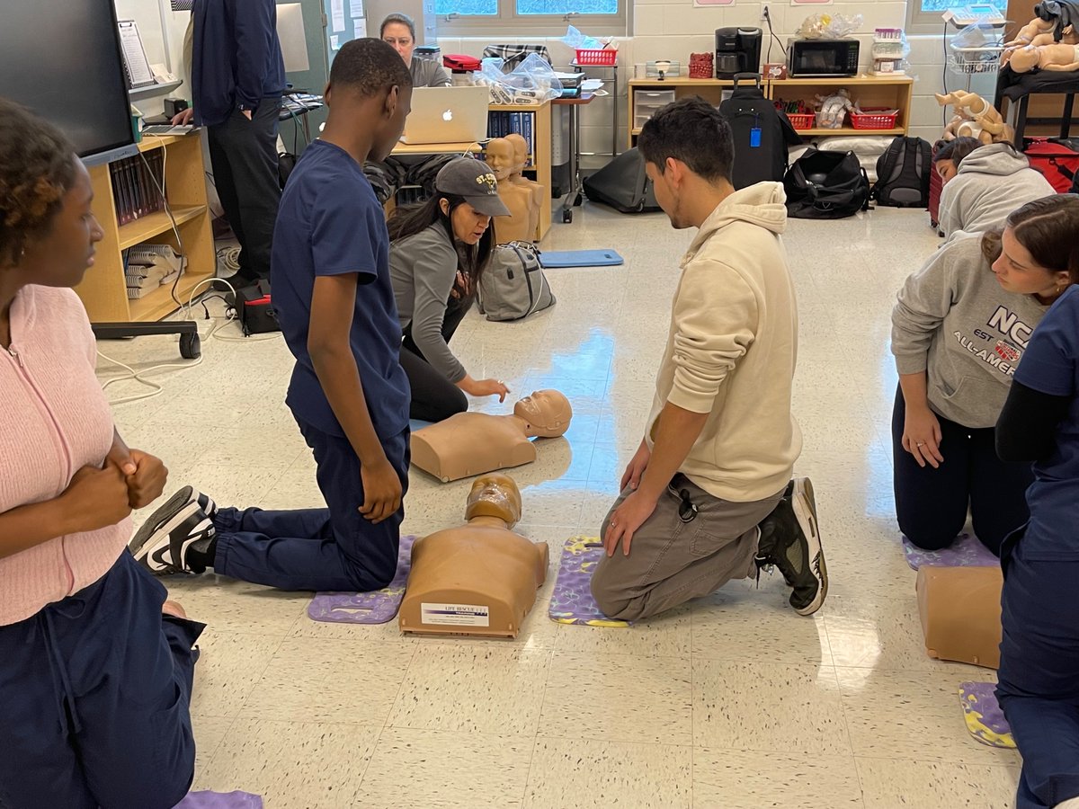 JFKAcademies's tweet image. Check out our CCMA students getting CPR certified this week; Healthcare Professionals in the making!