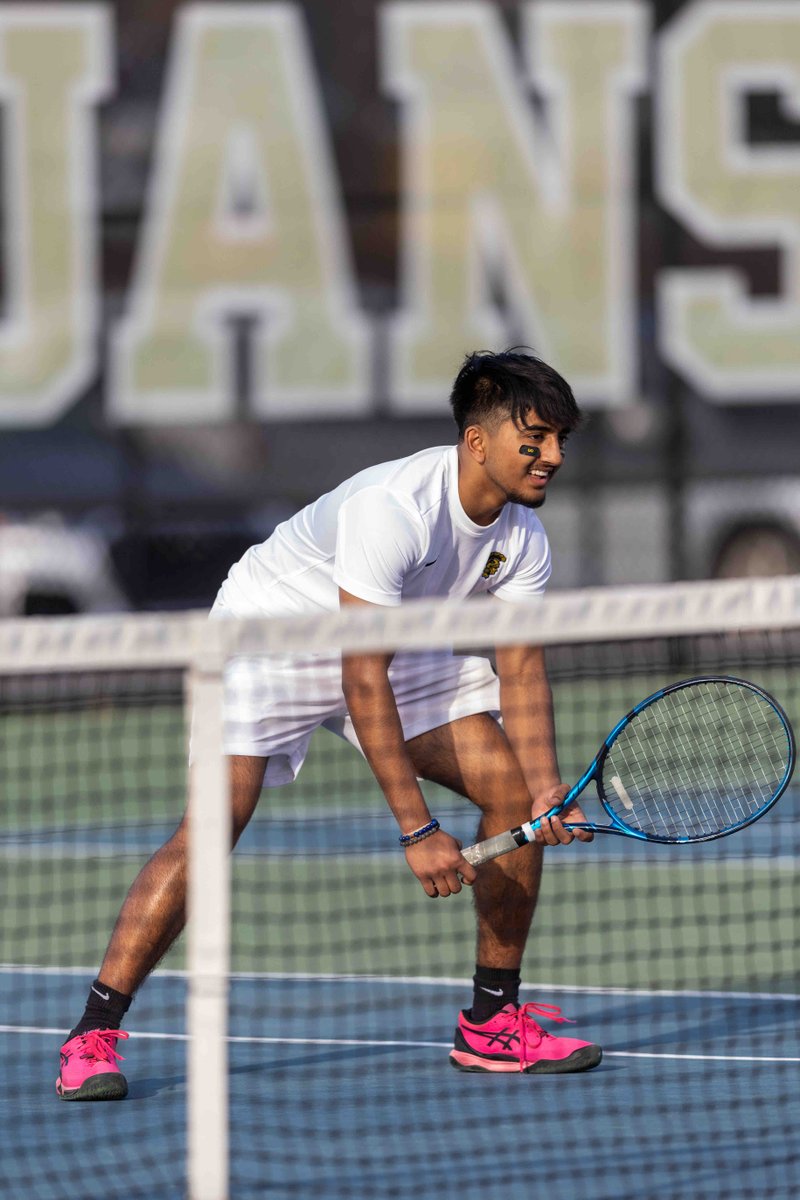Trojan_Sports's tweet photo. Trojan baseball earned a 10-0 opening day win over Hillgrove in 6 inning! 

Varsity boys and girls tennis defeated Central at home! 

Go Trojans! https://t.co/1CHllifE7S