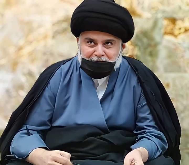 مرة السيد متزوج إيرانية
مرة السيد يلعب بلياردو
مرة السيد هرب إلى دولة مجهولة
مرة السيد مختفي
ومرة السيد عنده طيارة خاصة
ومرة السيد عنده ارصده بالبنوك
ومرة ومرة وهكذا الخ
الكلاب تنبح
وقائدنا ونحن نسير ولا نقيم لهم وزنا
إلا يعلم هؤلاء أنا مجانين كعابس  بعشق (المقتدى)
فديت الإبتسامة