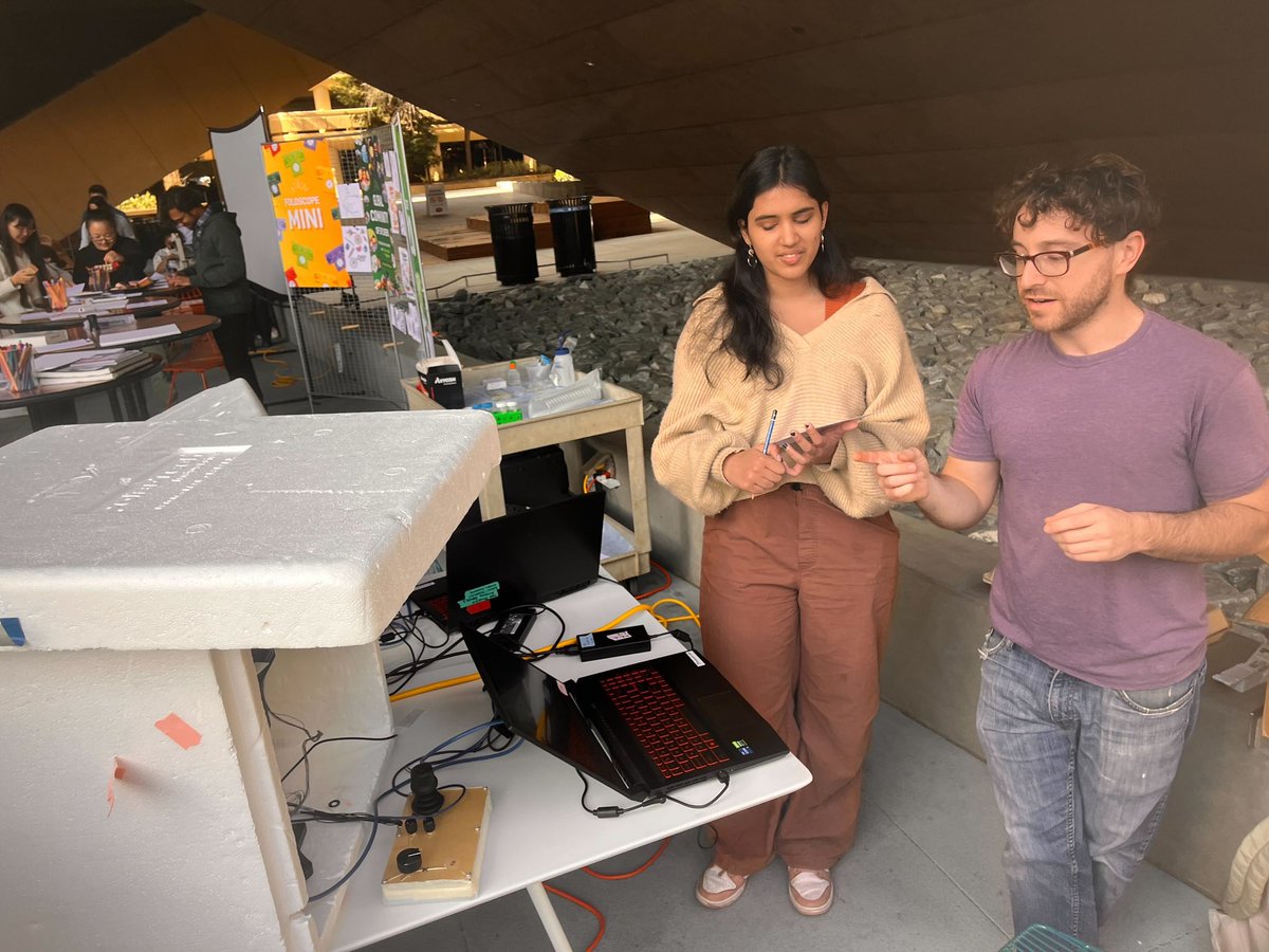 PrakashLab's tweet photo. What a remarkable day - thanks so much for everyone who stopped by. So many tools, people and artistic and scientific practices represented under one roof (or staircase to be specific). @StanfordArts rocks!! Lots to share soon! https://t.co/aOQiKapmGE