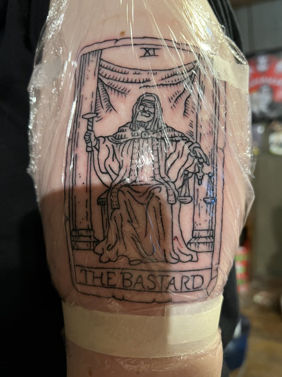 bekah loves pac 🔨 tweet media