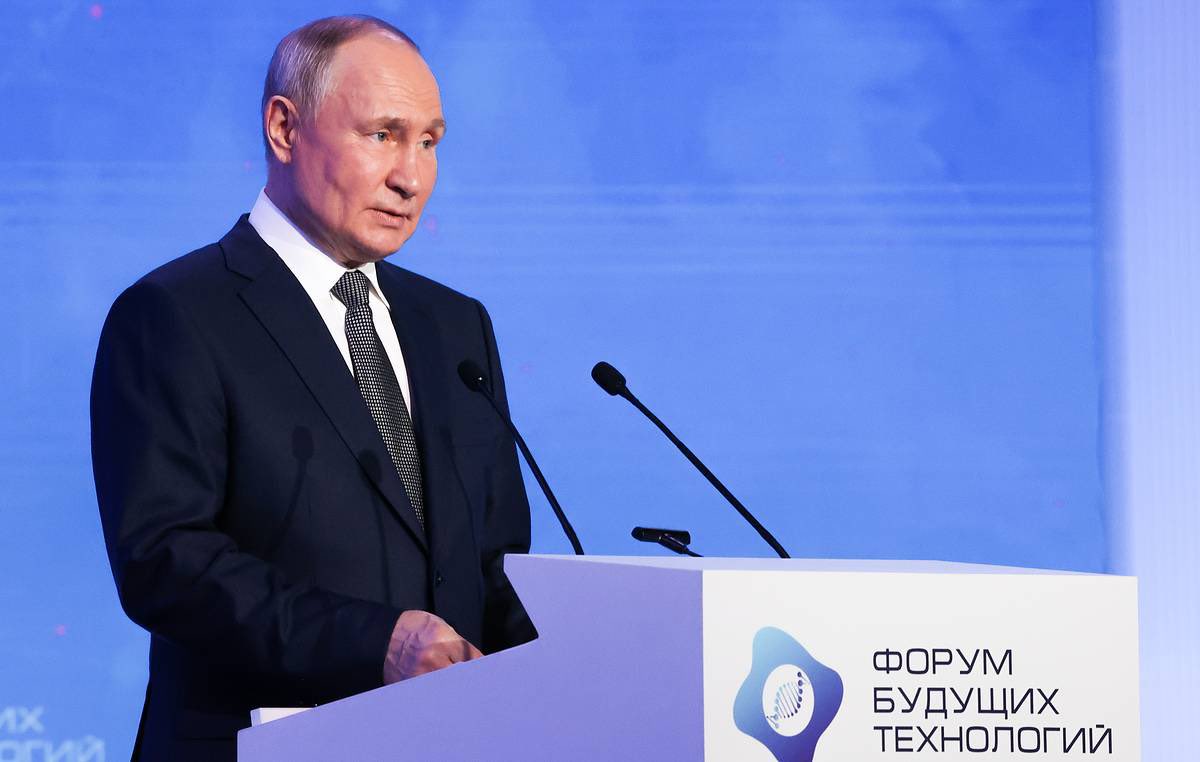 juliovacacela's tweet image. A propósito de la “vacuna contra el cáncer” de Putin, quería hacer un comentario y al final salió un hilo. El tema lo merece porque a todos nos toca.

Lo primero: El cáncer no es “una” enfermedad.

Lo segundo: Putin no anunció eso y ni siquiera fue el punto central de su…