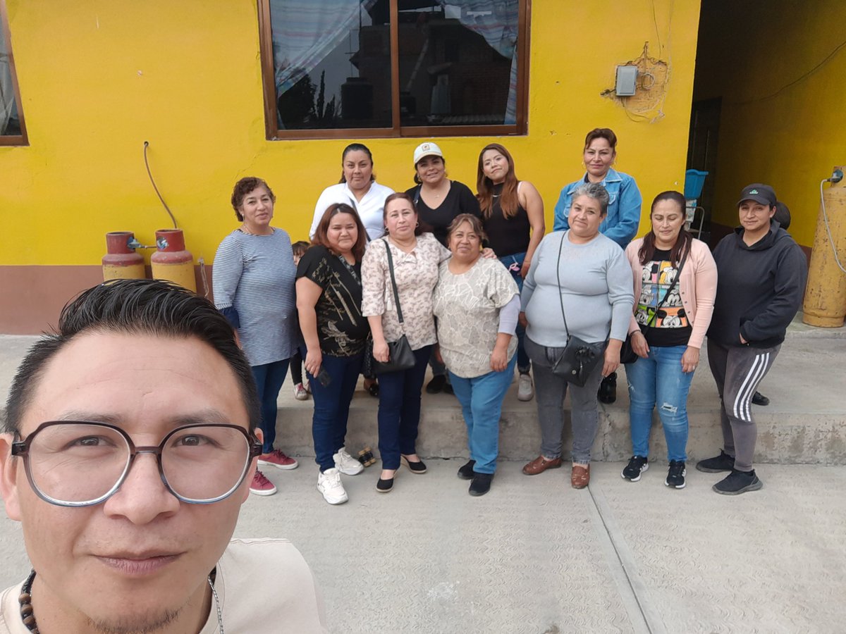 Agradezco a Dios y al universo por su amistad. Simplemente gracias.