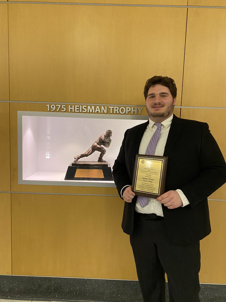 StuartStuart73's tweet photo. Congratulations @NateStu62 for being honored by the National Football Foundation and College Hall of Fame (Columbus Chapter) for your accomplishments in Academics, Athletics and Community Service. @SEHS_FOOTBALL @KenyonFootball @Coach_Cattrell @IanMGood @WeberNorm @StEdBoosters https://t.co/MECUZJafiJ