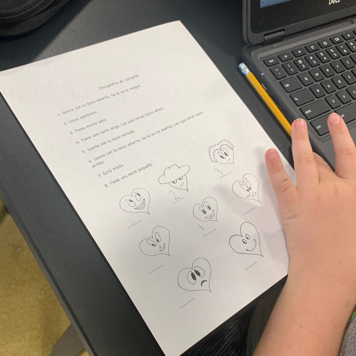 evenarcisse's tweet photo. 5th graders practicing Valentine’s Day  Spanish phrases with their tech skills. “Encuentra el corazón “❤️.  👍🏼💯📝 @FSHISD https://t.co/xfDkJjGeMg