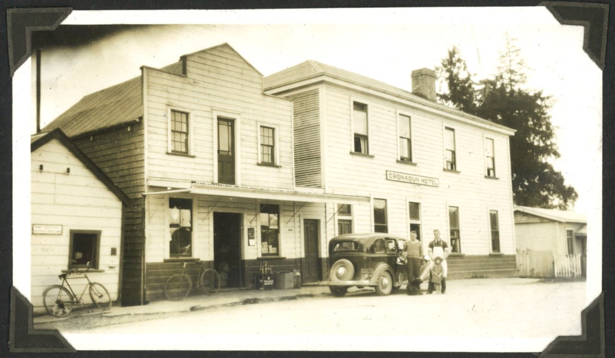 Hocken Collections tweet media