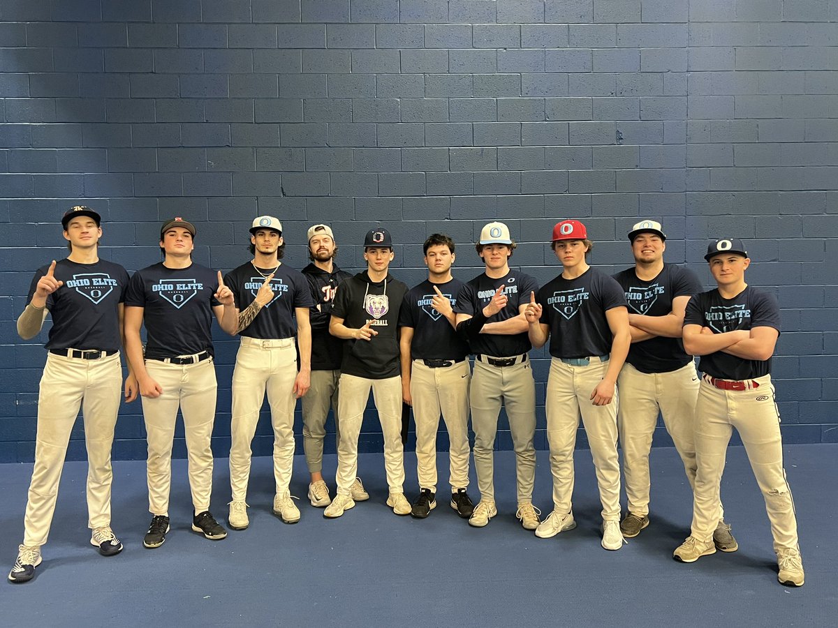 Team Sedio are your winners! 8-3 over Team Giavonette. CHAMPS. 

#OEB