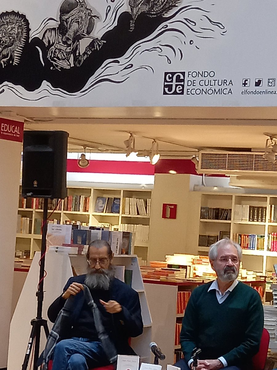 isukzazhil's tweet image. Presentación del libro &quot;Juan Pérez Jolote Biografía de un Tzotzil&quot; Quinta Edición 2023; del etnólogo Ricardo Pozas Arciniega 1a edición 1948, presentado por el Dr. Luis de la Peña Martínez y el hijo del doctor Pozas, Ricardo Pozas Horcasitas... 
@FCEMexico #LibreríaOctavioPaz 📚