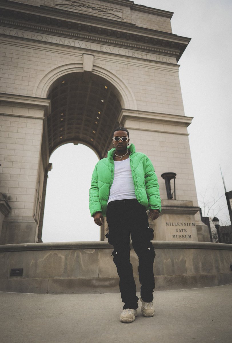 chasealexanderr's tweet image. Told you I’m “1 of 1” 🚀