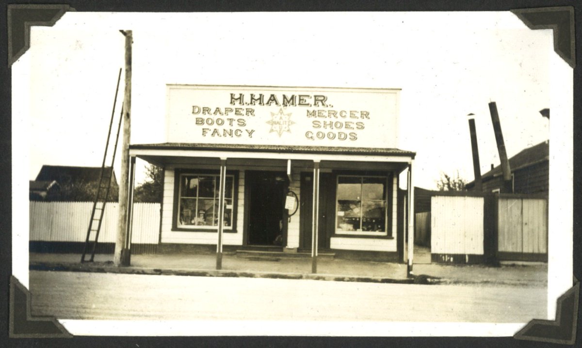 Hocken Collections tweet media