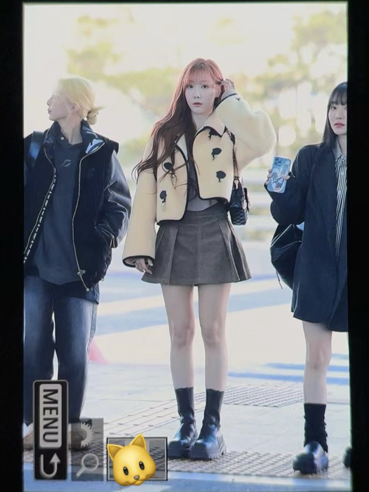 230216 ICN 한동 인천출국 프리뷰
  
💛

 #한동 #드림캐쳐 #handong #dreamcatcher #韩东
◦