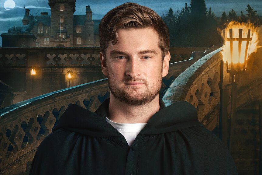 Bergie is coming on <a href="/TalkingTraitors/">Talking Traitors</a>! What questions do you have for him? #TheTraitorsUS