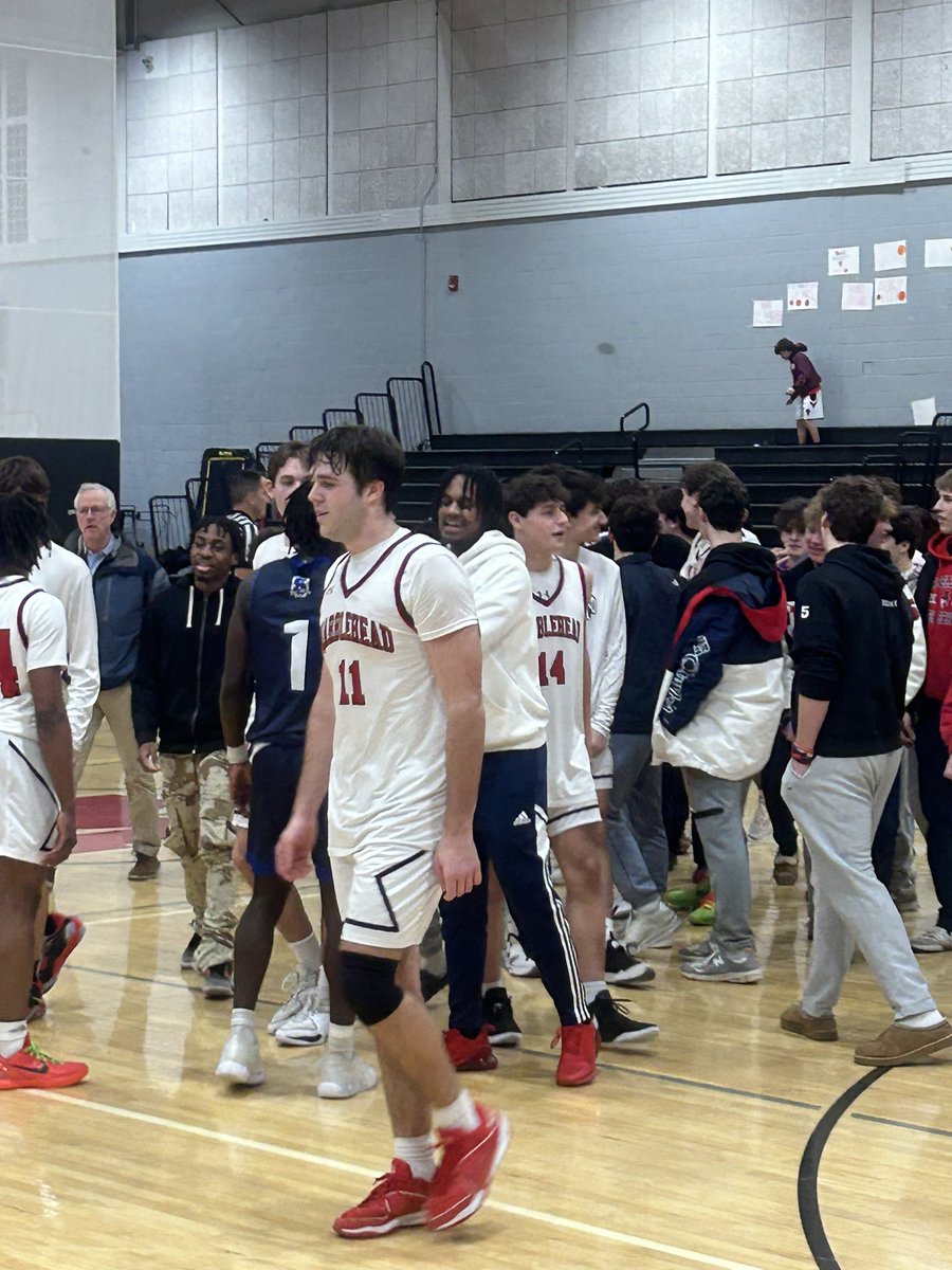 GloverElem17's tweet photo. Griddy win for the Magicians over rival Big Blue! @MHSMagicians_AD @13rocco https://t.co/6L3HnpHwSi