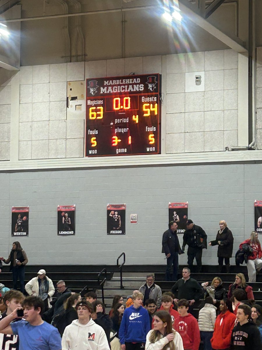 GloverElem17's tweet photo. Griddy win for the Magicians over rival Big Blue! @MHSMagicians_AD @13rocco https://t.co/6L3HnpHwSi