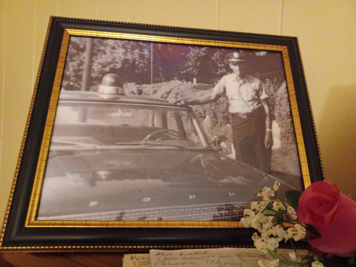 KCpriss's tweet image. My Granfathers  One was the First Black Police Officer of Maury County. The other is the first Black business owner of a  painting company in Greenville Ms. during segregation. I walk in my purpose because they paved the way for me. 
#MyBlackHistory