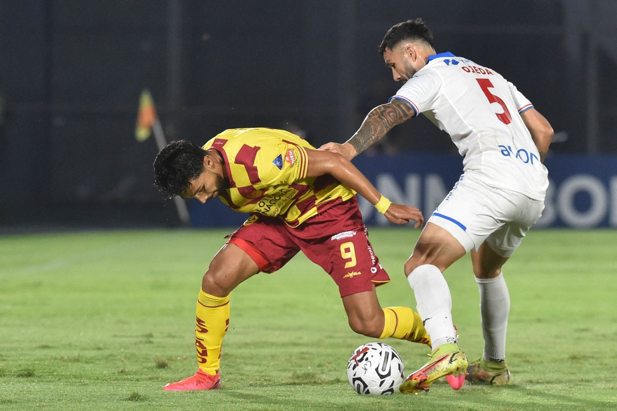 marcadorec's tweet photo. Final en Asunción. El ídolo del pueblo cae por goleada y queda fuera de la Copa Libertadores.
#NacionalPY 3-0 #Aucas (global 3-1)
#Libertadores https://t.co/tGWQAyDXwQ
