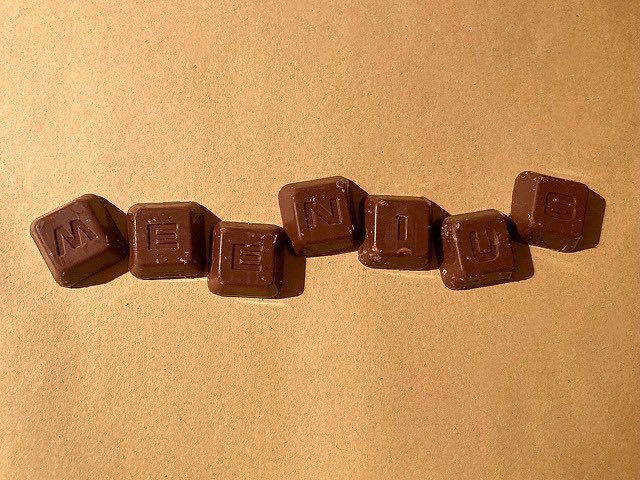 GEENIU5's tweet photo. sion and zoe are the sweetest girls ever!!! https://t.co/k555mcXLPx