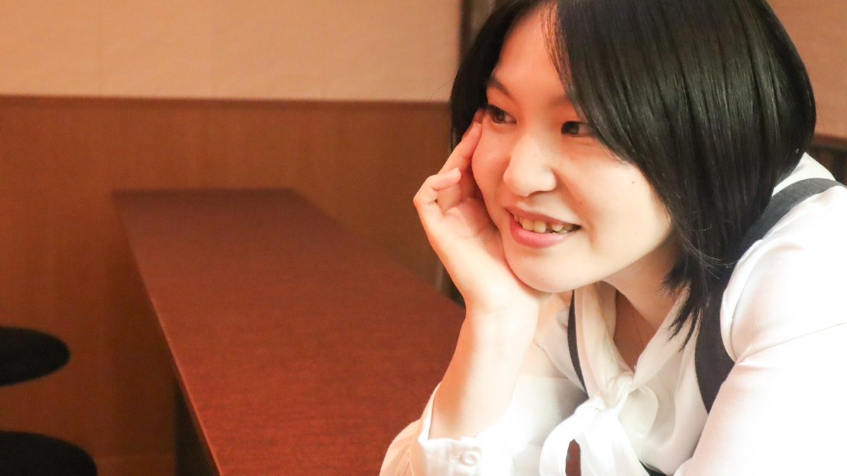 yellow2happy092's tweet photo. 華奈さん(@kaanaa_k)にお写真撮っていただだきました。
勿体ないので小出しにしていこ。
#リラの楽屋 での共演が懐かしく感じます。
よく笑ってくれてお喋りが楽しい嬉しい。ちいかわラバーは相変わらず。

彼女の作品作りに関われて光栄です。 https://t.co/bx3olbGDeo