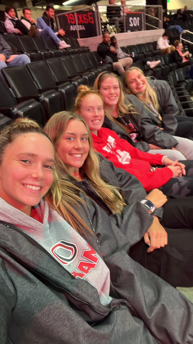 Brynlee Arnold (@brynlee_arnold) on Twitter photo <a href="/OmahaSADev/">Omaha Student-Athlete Development</a> supporting <a href="/OmahaMBB/">Omaha Men’s Basketball</a> tonight at Baxter! Go Mavs🤘🏼❤️ <a href="/OmahaVB/">Omaha Volleyball</a> <a href="/OmahaSADev/">Omaha Student-Athlete Development</a> supporting <a href="/OmahaMBB/">Omaha Men’s Basketball</a> tonight at Baxter! Go Mavs🤘🏼❤️ <a href="/OmahaVB/">Omaha Volleyball</a>