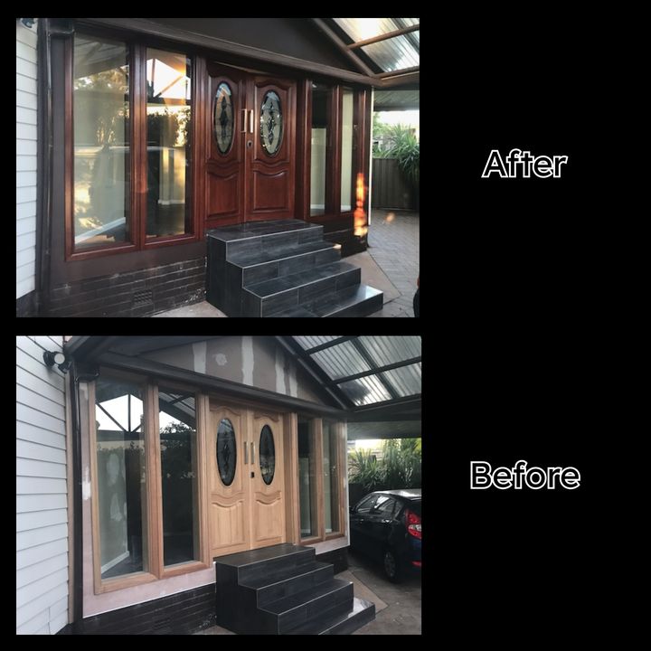 Stained door and architraves.

Tidy Painting Services  
+ 61298637624

#sydneypainters #professionalpainters #commercialpainting #residentialpainting #painting #painternearme #painter