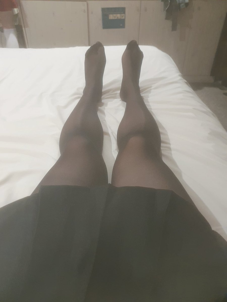 어제는 숭한거 올렸으나깐 오늘은 안숭한거ㅎㅎ

#시디 #시디레즈 #여장 #crossdresser