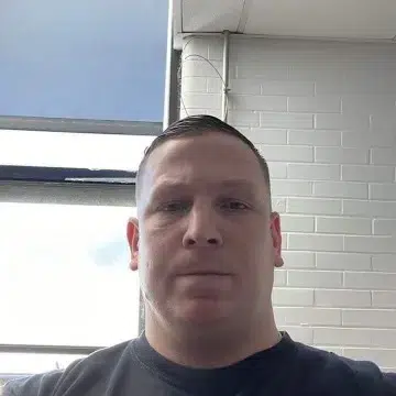 TewksburyPD's tweet photo. Tewksbury Police Department Searching for Suspect in Stabbing at Tewksbury State Hospital: TEWKSBURY – Chief Ryan Columbus reports that the Tewksbury Police Department is searching for a man in connection with a stabbing at the Tewksbury State Hospital. https://t.co/h759ShLZaz https://t.co/iXlqqVYBHG