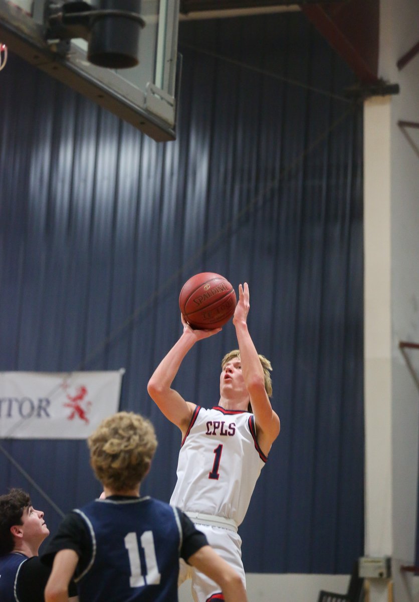 liamkeating7's tweet photo. Cair Paravel 53-33 Kansas City Christian 

Evan Will and Simon Everhart lead the way for the Lions with 13pts each. 

The Lions move to 11-8 as they overcome back-to-back losses.

Cair Paravel with 1 game left in the regular season which comes tomorrow against Heritage Christian. https://t.co/LcpjMDTY7U