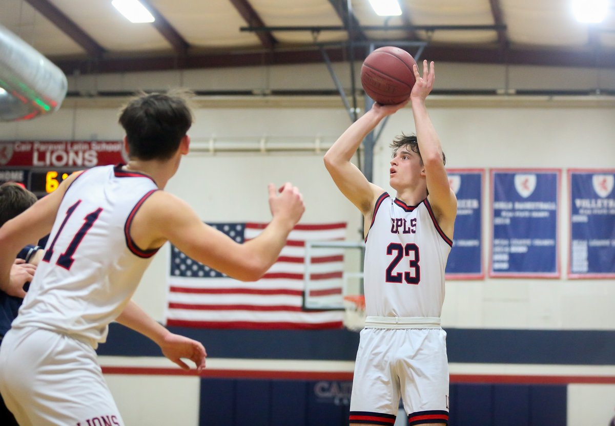 liamkeating7's tweet photo. Cair Paravel 53-33 Kansas City Christian 

Evan Will and Simon Everhart lead the way for the Lions with 13pts each. 

The Lions move to 11-8 as they overcome back-to-back losses.

Cair Paravel with 1 game left in the regular season which comes tomorrow against Heritage Christian. https://t.co/LcpjMDTY7U
