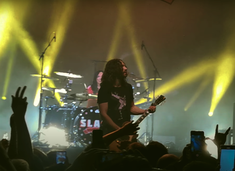 La 1er parte del tour culminó en Santiago, CH 🇨🇱(13-02-24) 🤘🏽 El publico latinoamericano nunca decepciona 🔥 #franksidoris #smkc #theriverisrisingtour