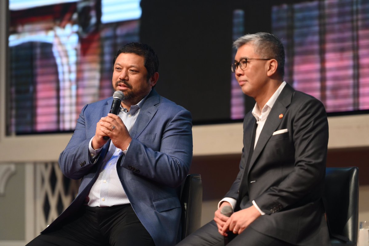 Honourable Senator Tengku Datuk Seri Utama Zafrul Tengku Abdul Aziz, MITI Minister, graced the ABAC Gala Dinner as the Special Guest of Honour, mingling with ABAC delegates and engaging in a dialogue session to share his insights on trade and investment.