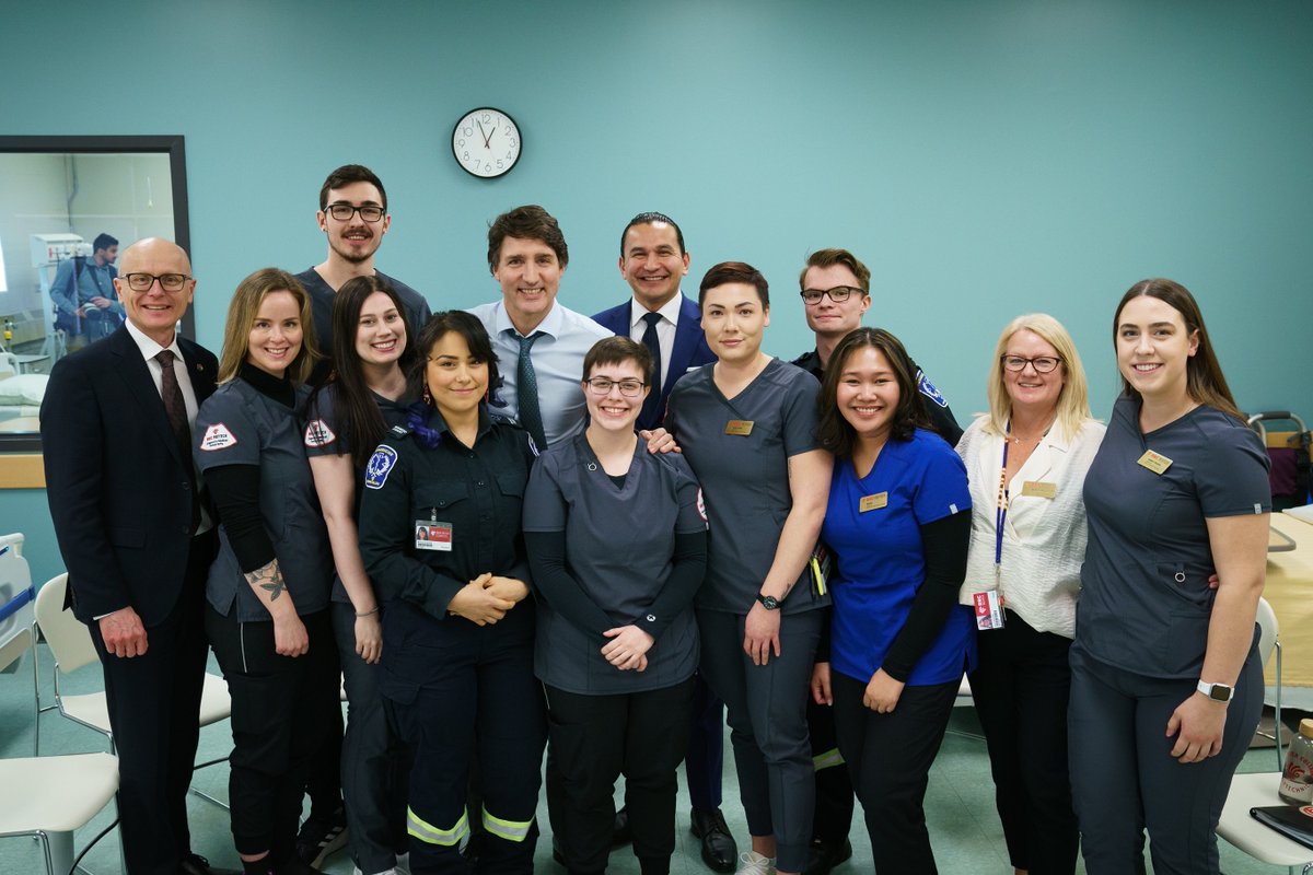 RRC's tweet photo. Today RRC Polytech hosted PM Justin Trudeau, Premier Wab Kinew, & health ministers for a $633M health care funding announcement at the Notre Dame Campus. Leaders joined a roundtable with students & staff, discussing the future of health care. #RRCPolytech #InFrontOfWhatsAhead https://t.co/TCEolQRbKG