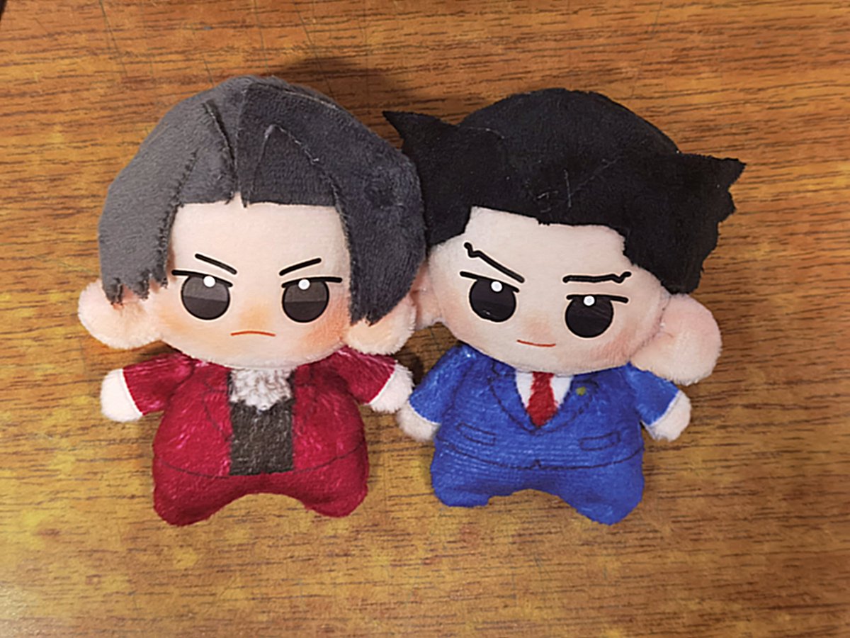 GrueXing's tweet photo. #AceAttorney 
It took me 13 hours to sew them,they were soooooo cute😇❤️❤️❤️ https://t.co/nlgSTIcpy3