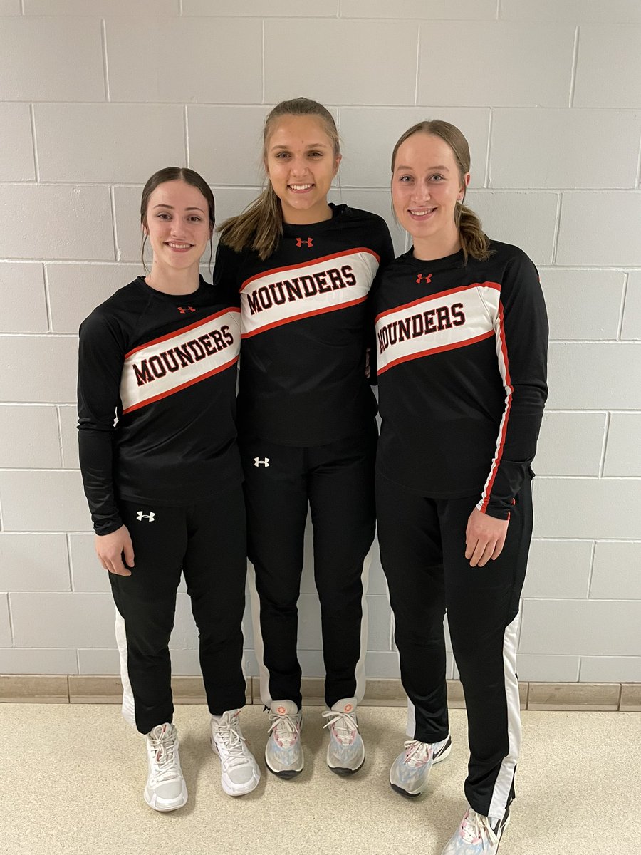 Elk Mound Girls Basketball tweet media