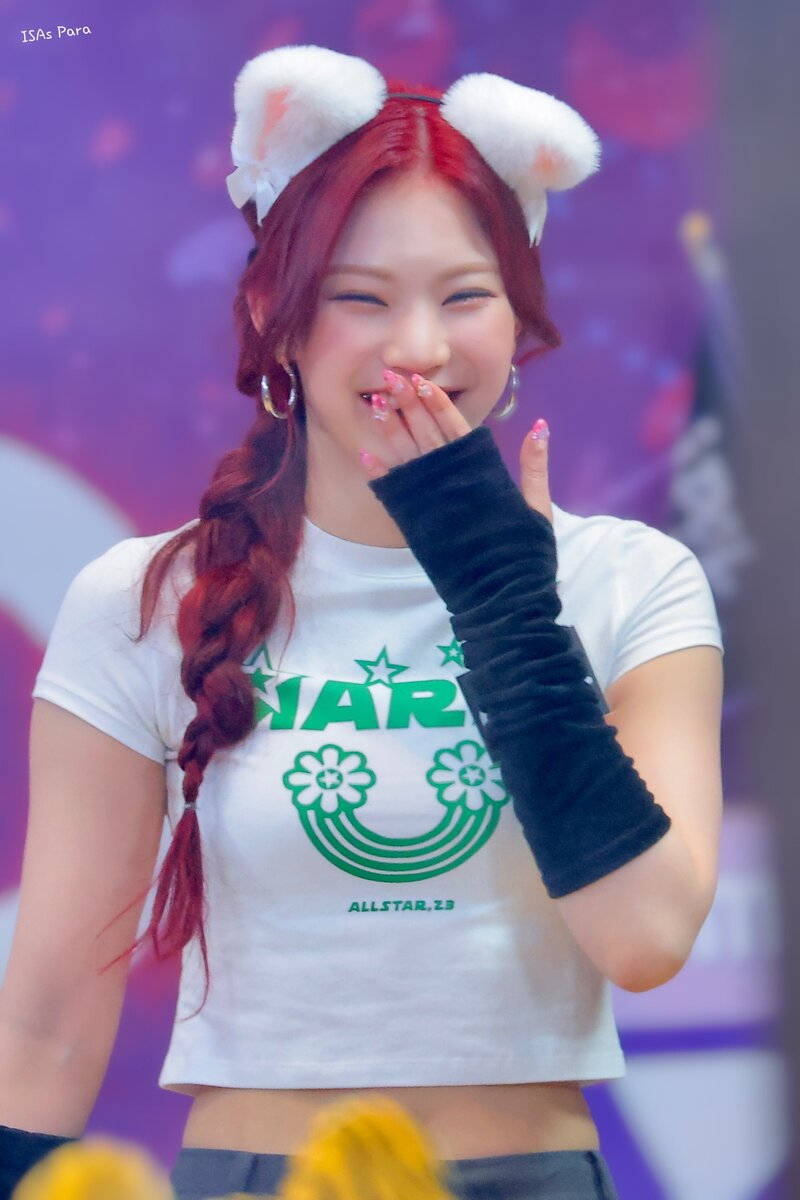 kaijiezips's tweet image. w-where did her eyes go?! 👀

an #Isa thread 🧵