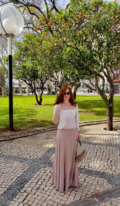 Only a couple more nights online and then I will be heading to Portugal for a work trip! So here is a<a href="/tag/colemanhawkins"class="tags"><span>#colemanhawkins</span></a><a href="/tag/tenorsax"class="tags"><span>#tenorsax</span></a><a href="/tag/jazzlegend"class="tags"><span>#jazzlegend</span></a>