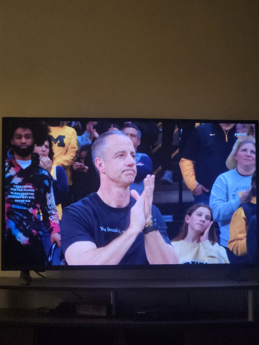 jfahr's tweet photo. Yo was that Coby White behind Caitlin's dad? https://t.co/rrOwSJbT8q