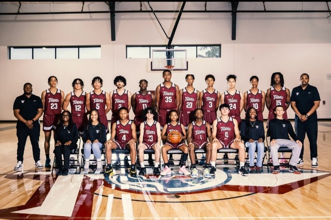 LSSSTitans's tweet image. 🏀 Varsity White and MS Premier @MbbTitans teams will travel 🚐 to San Marcos, this weekend for TCSAAL State Basketball Tournament!! 

Safe travels and best of luck guys! 
#TitanUp 🏀🔥🏀 #WinState🏆