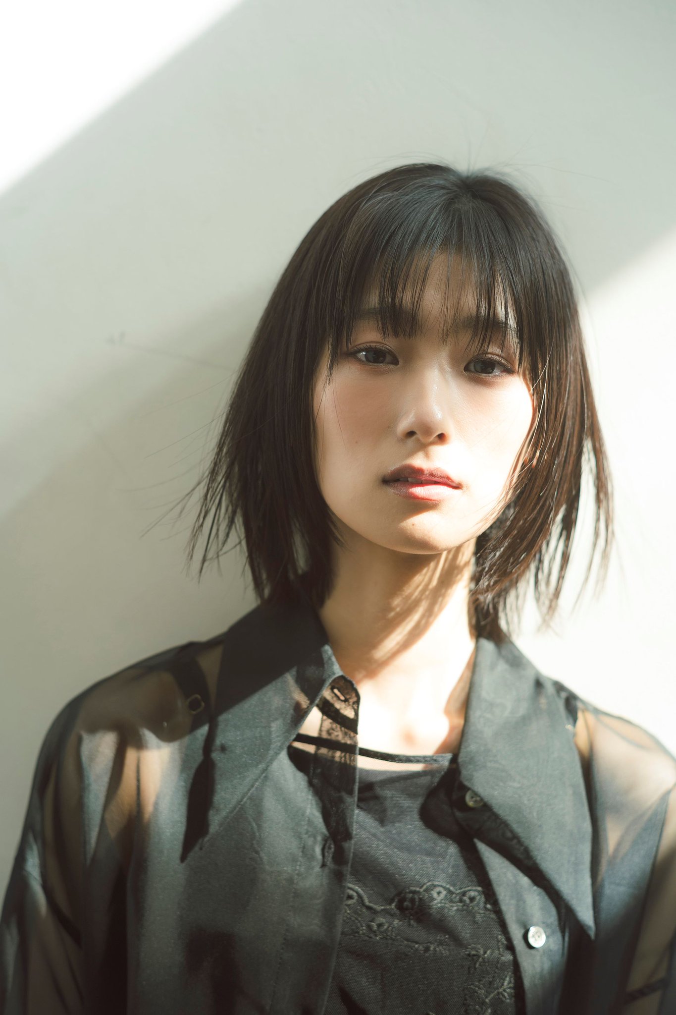 櫻坂46 直筆 生写真 井上梨名 ヒキ 4thアニラ 櫻坂46 直筆 生写真 井上梨名 ヒキ 4thアニラ - メルカリ
