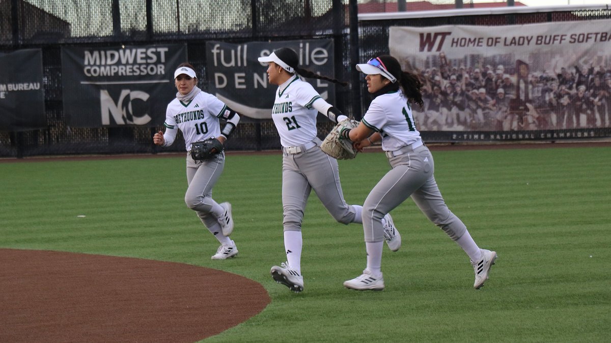 ENMUSoftball's tweet photo. Leading off conference play in Laredo tomorrow!

#ENMU #ALLIN https://t.co/P7JIxh9D0O