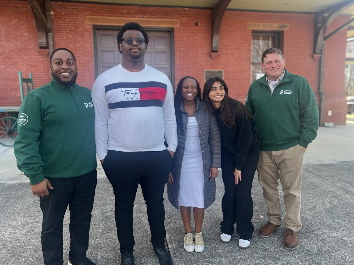 Terry Yates tweet media