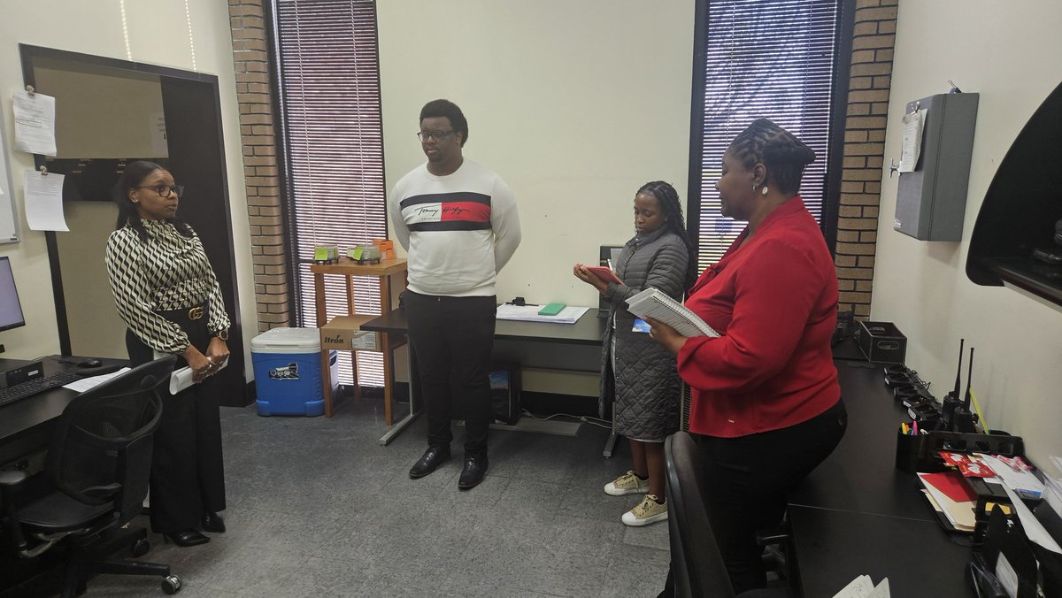 Terry Yates tweet media