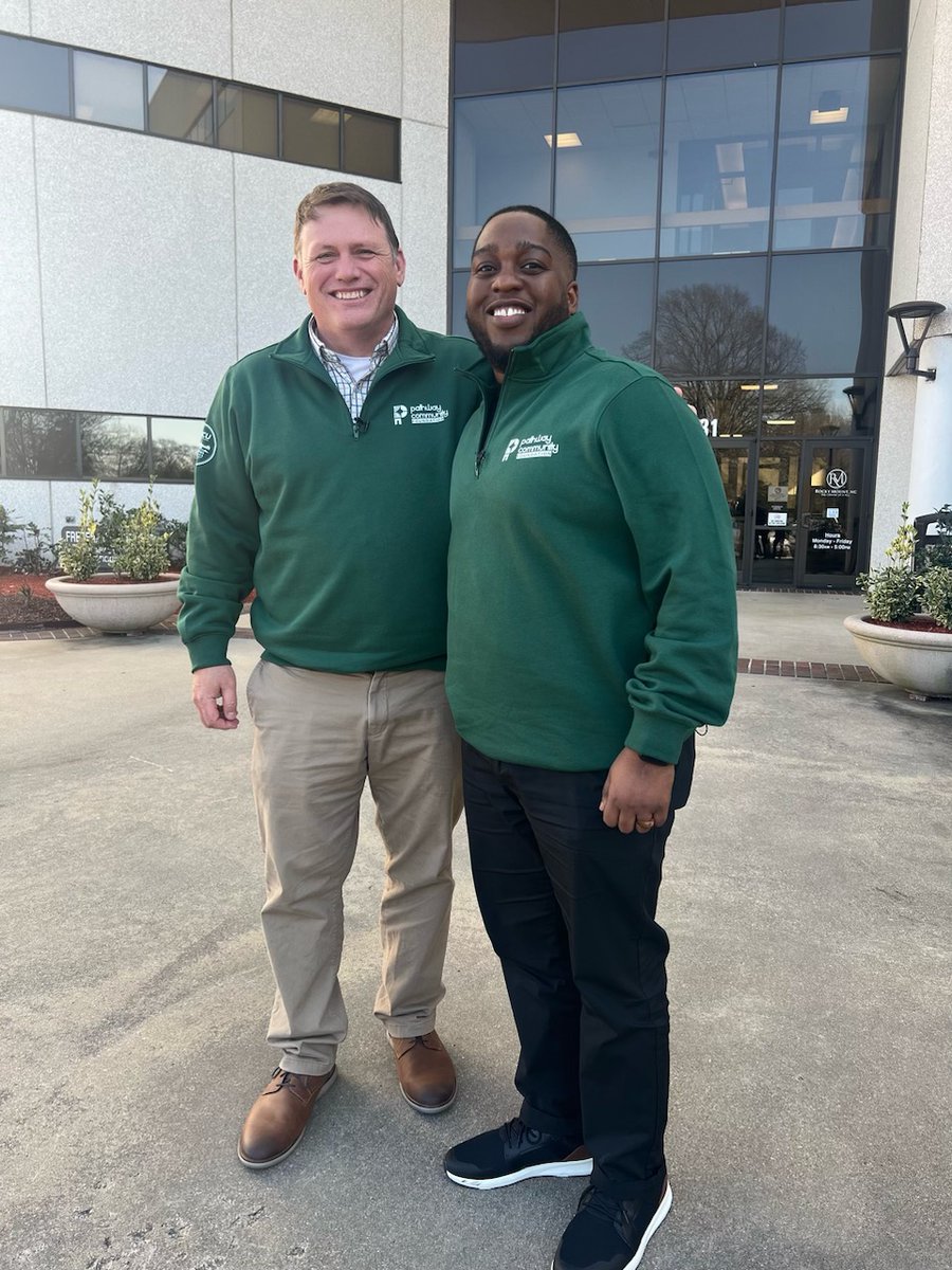 Terry Yates tweet media