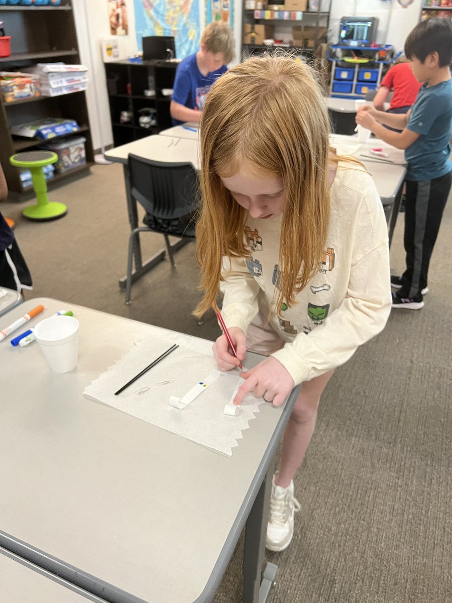 Have you ever wondered what colors make up your favorite marker shade? So did we, so we used chromatography to figure it out! Next, we can analyze the ink on the crime scene note! #ReevesAchieves