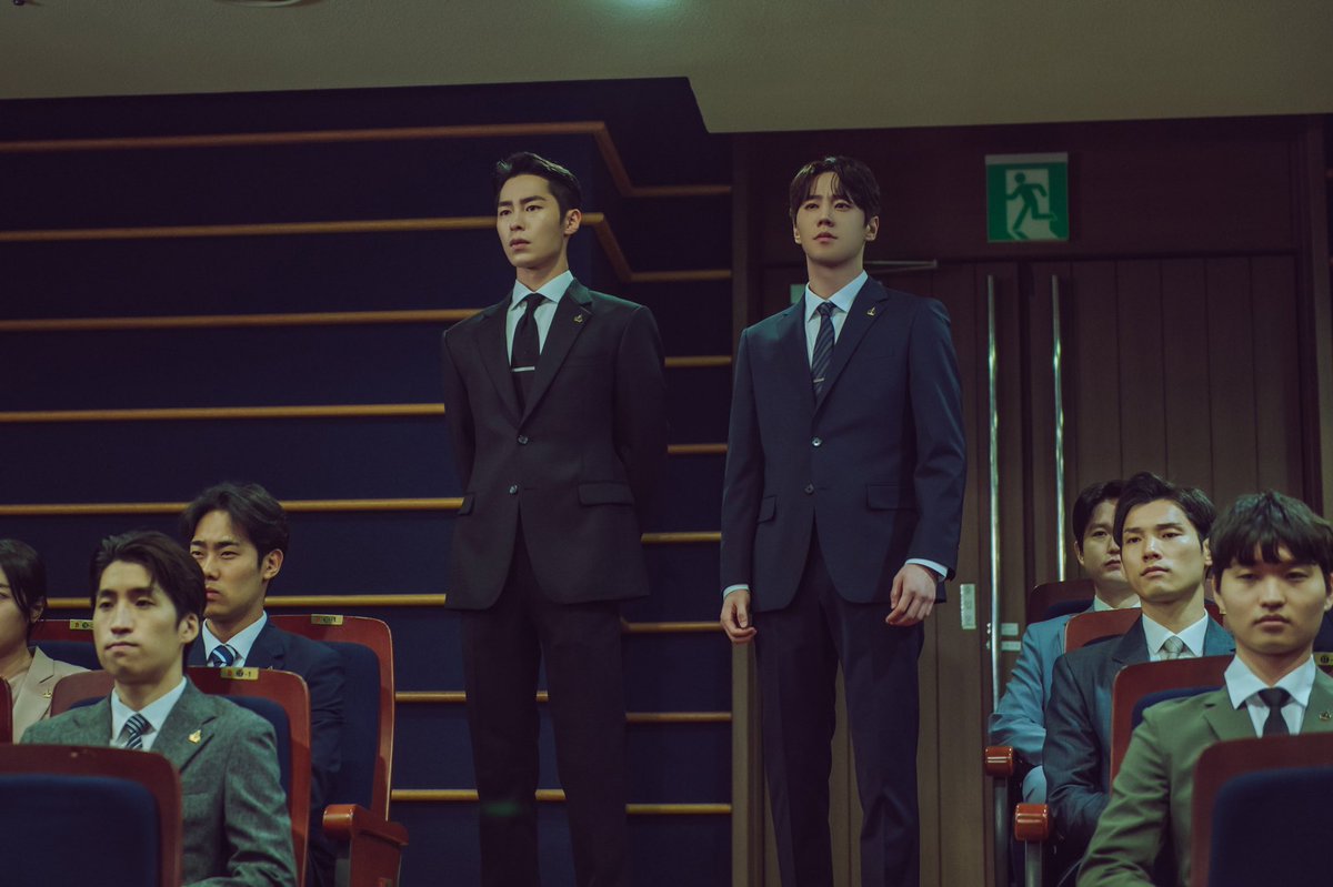 kdramadaisy's tweet photo. #TheImpossibleHeir releases new still cuts of #LeeJaeWook and #LeeJunYoung https://t.co/sWGugbMQhr