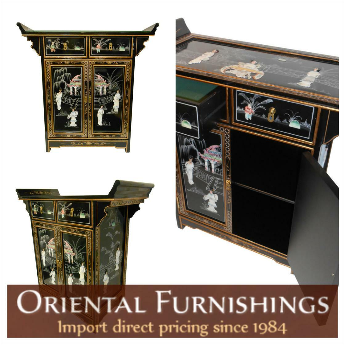 #blueandwhitedecor
Oriental Altar Cabinet With Lacquer Finish in Black 
Seen here: bit.ly/3cDSoTl