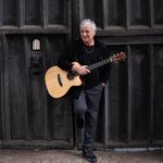 Photo by Laurence Juber (@OM28LJ)