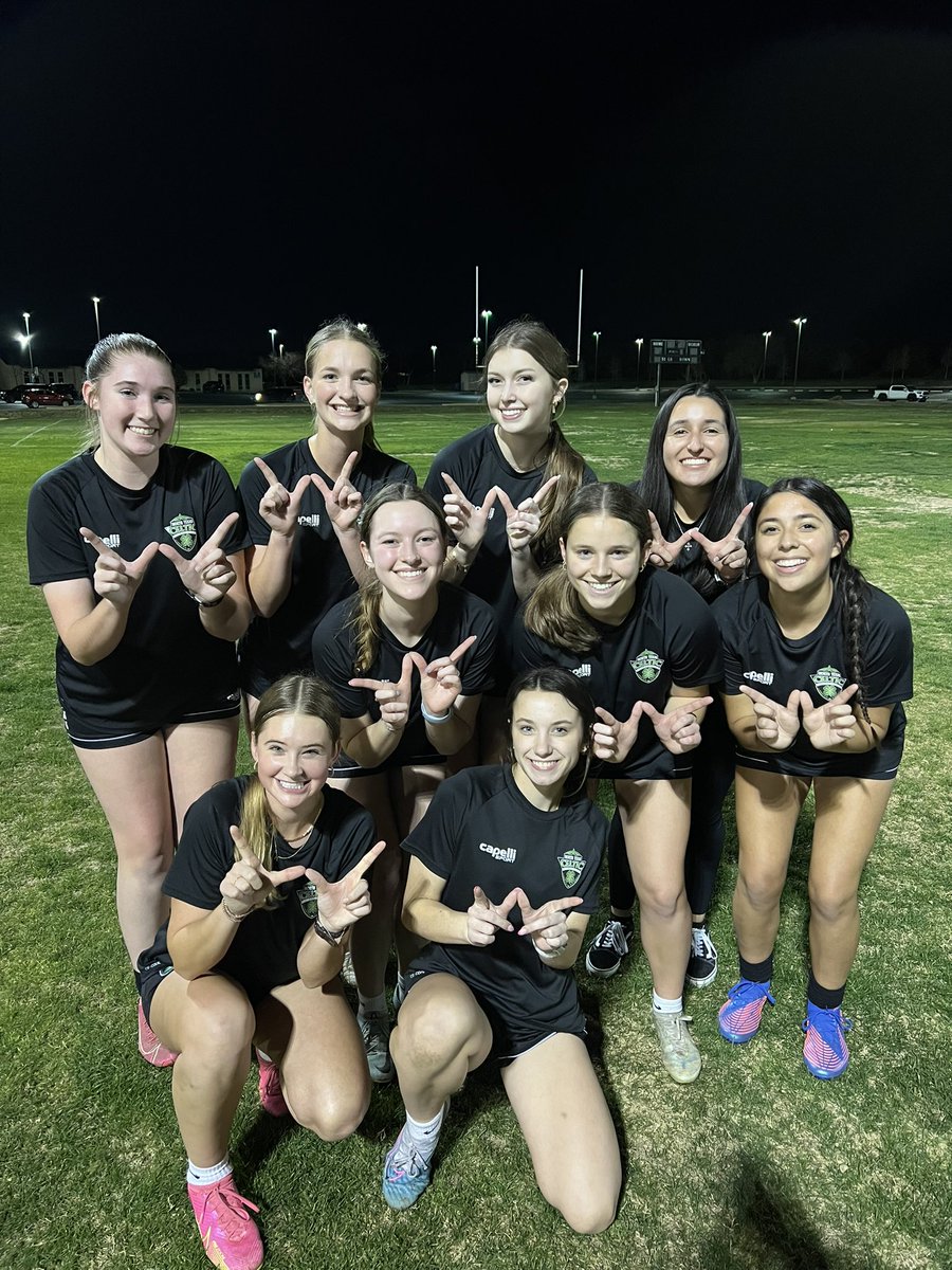 Team Black with a comeback win tonight in Celtic Tennis over Yellow and Orange! The intensity during practice was outstanding, and we got better tonight! Players from all 3 teams got some great work in! #coygig #05/06-07-08 #futurecollegeathletes <a href="/ntxcelticfc/">NTX Celtic FC</a> 🍀🍀🍀